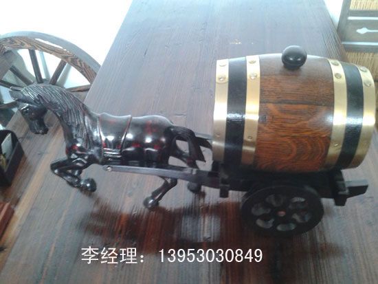 點擊查看詳細信息<br>標(biāo)題：木制紅酒桶12 閱讀次數(shù)：2384